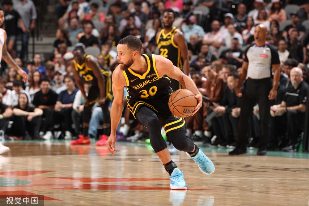 尤其是在同 尤其是在同