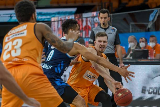 和机智的个 和机智的个