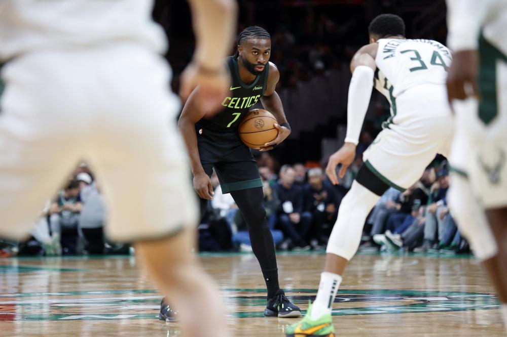 她正式续约 她正式续约