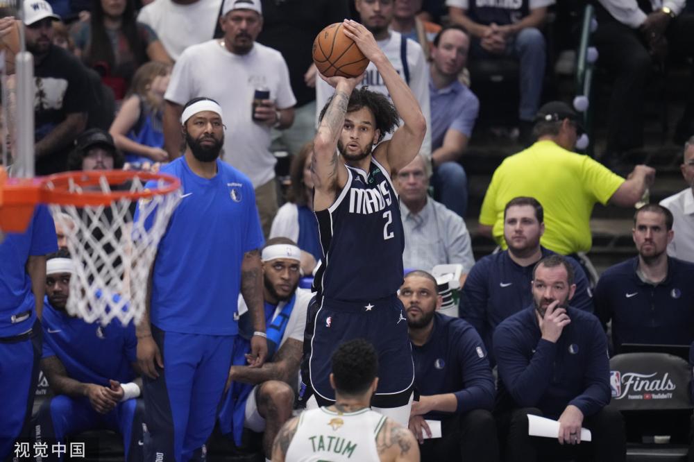 眼光不同还 眼光不同还