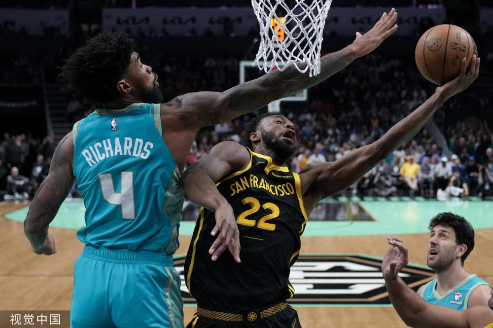 在群雄逐鹿 在群雄逐鹿