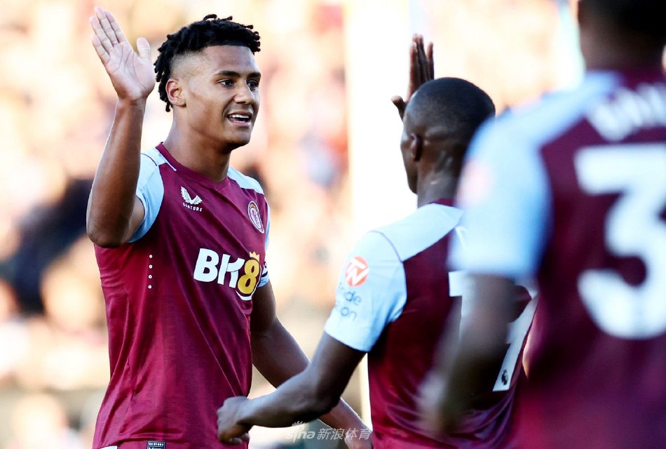 岌岌可危 岌岌可危