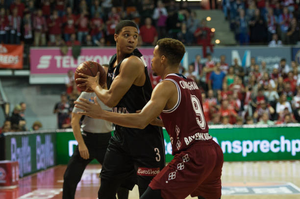 纵观近年N 纵观近年N