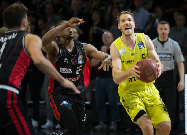 赛事的偏移 赛事的偏移